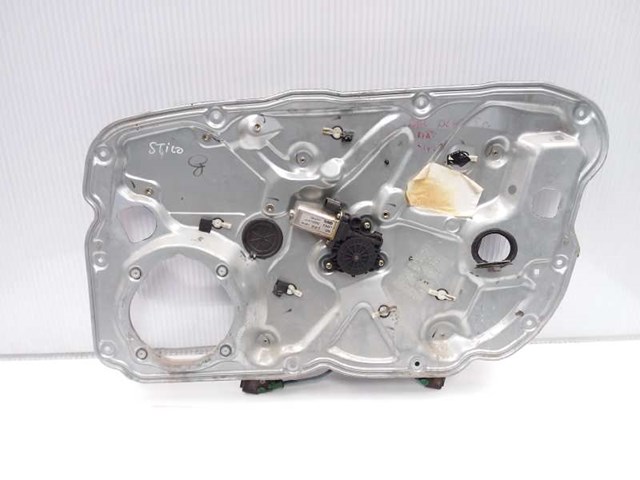 FIAT 0046831652 Mecanismo de elevalunas de la puerta delantera derecha  comprar en Murcia