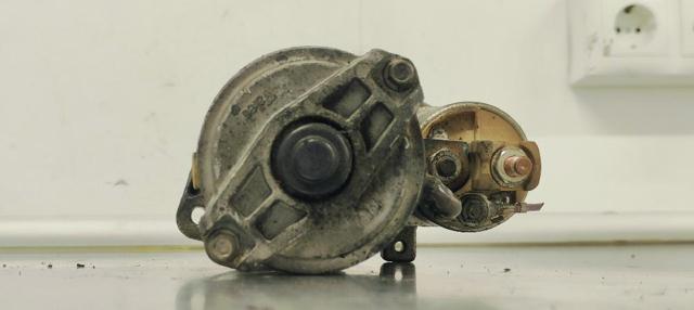 0051511301 MERCEDES Motor de arranque  en stock Gandía