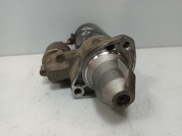 0061514101 MERCEDES Motor de arranque  en stock Gandía