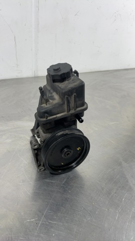 Bomba servodireccion 0064662601 MERCEDES