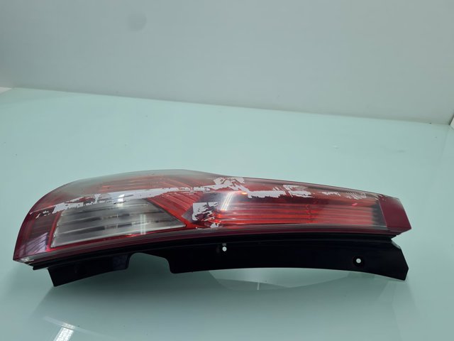 00946601 Piloto trasero izquierdo  en stock Sabadell