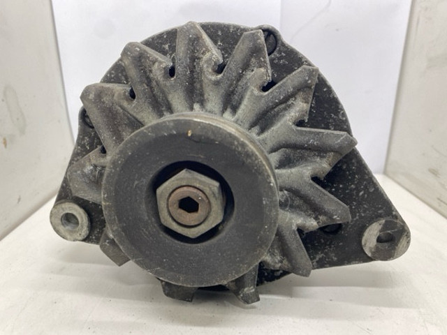 0120489393 PEUGEOT Alternador  en stock Gandía