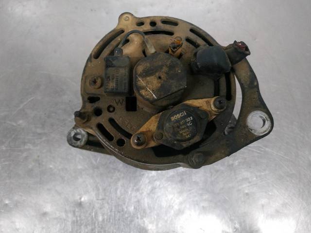 Alternador del motor 0120489393 PEUGEOT