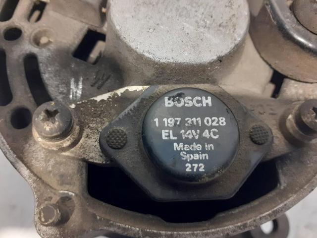 VAG 0120489499 Alternador  disponible España