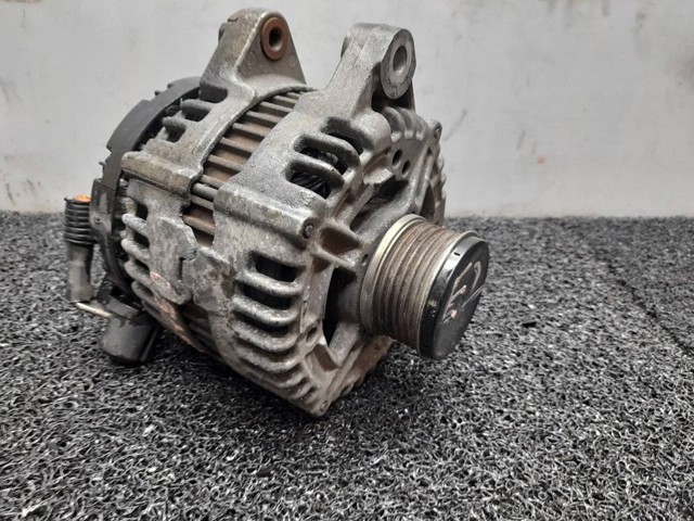 0121615021 Alternador  disponible Burgos