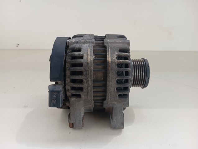 FORD 0121615028 Alternador  en stock Terrassa