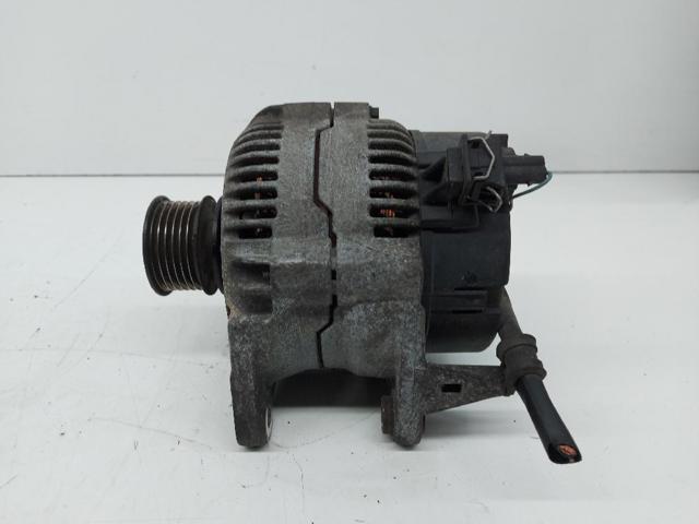 0123310019 VAG Alternador  comprar en Jaén