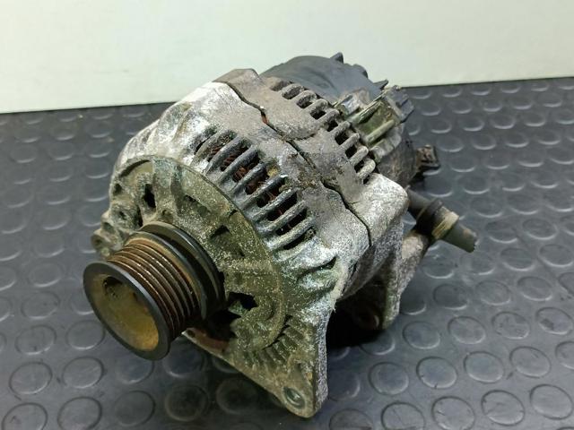 0123310019 Alternador  disponible Utrera