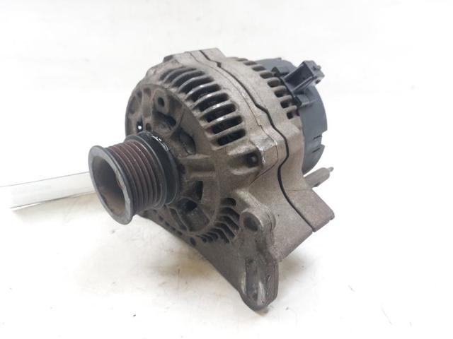 0123310020 VAG Alternador  comprar en Jaén