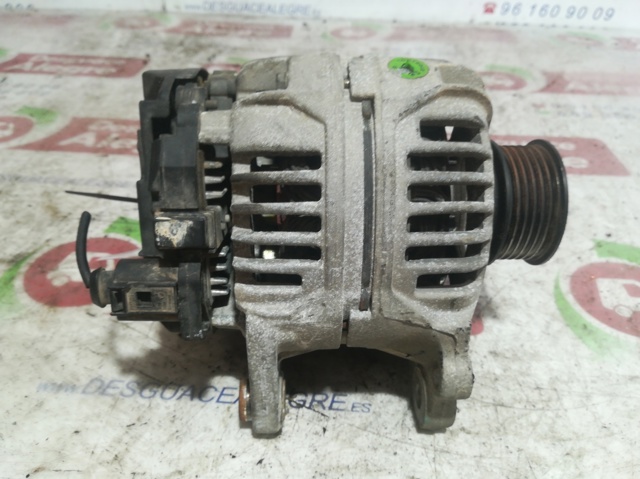 VAG 0124325001 Alternador  en stock Salamanca