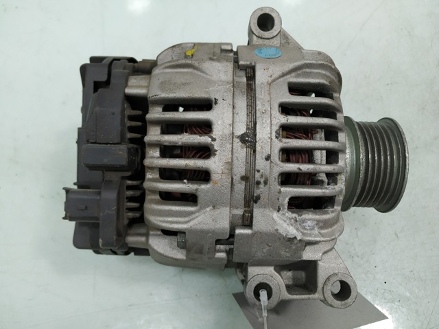 0124325031 RENAULT Alternador comprar Madrid