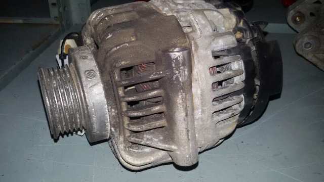 0124325031 RENAULT Alternador  comprar en Oviedo