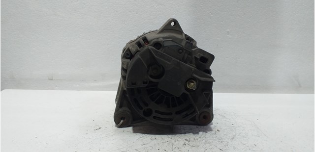 0124325139 RENAULT Alternador  comprar en Oviedo