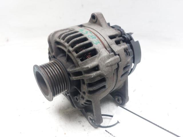 0124325139 RENAULT Alternador  en stock Huelva