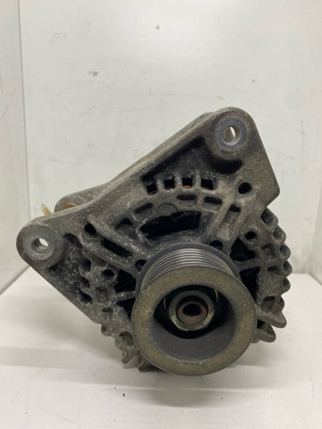 RENAULT 0124325139 Alternador  en stock Terrassa