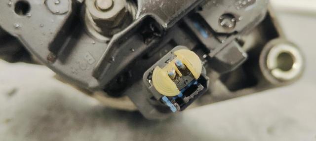 0124325172 Alternador  en stock Castellón