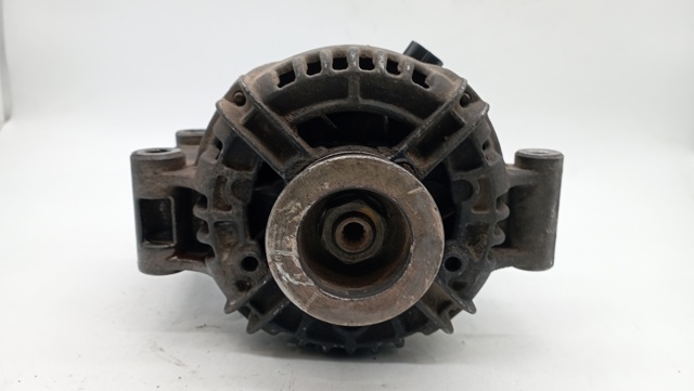 0124415030 Alternador  disponible Málaga