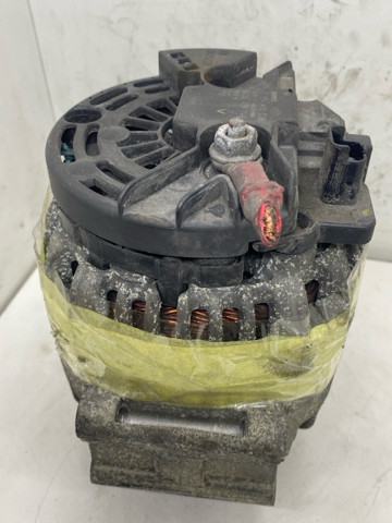 RENAULT 0124415038 Alternador  disponible España
