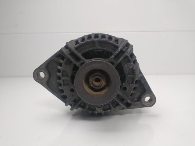 0124525020 IVECO Alternador  comprar en Oviedo