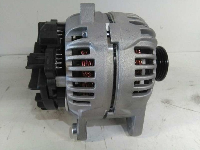 0124525043 Alternador  disponible Málaga
