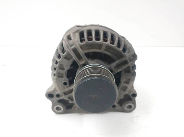 0124525050 VAG Alternador  comprar en Oviedo
