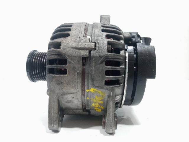 RENAULT 0124525076 Alternador  comprar en Albacete
