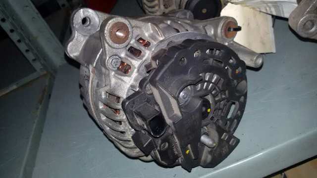 0124525114 VAG Alternador  disponible Ourense