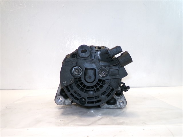 0124525126 Alternador  en stock Granada