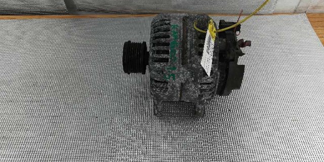 0124525139 RENAULT Alternador  disponible Vigo