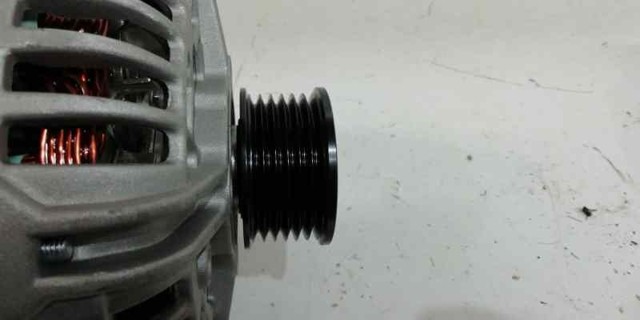 0124615012 MERCEDES Alternador comprar Alcalá