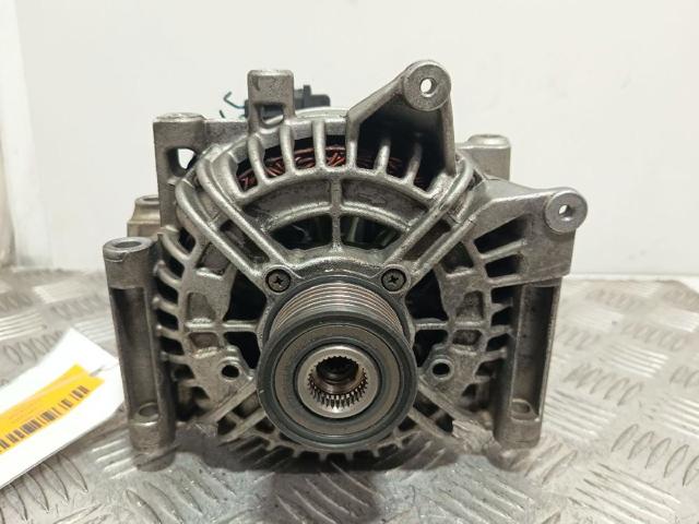 0124625014 MERCEDES Alternador  en stock Córdoba