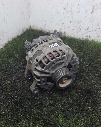 0125812068 Alternador comprar Sevilla