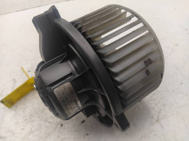 Motor eléctrico, ventilador habitáculo Toyota Corolla E12