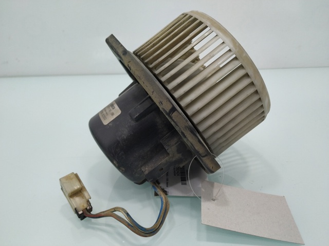 0130111153 NISSAN Ventilador habitáculo comprar Bilbao