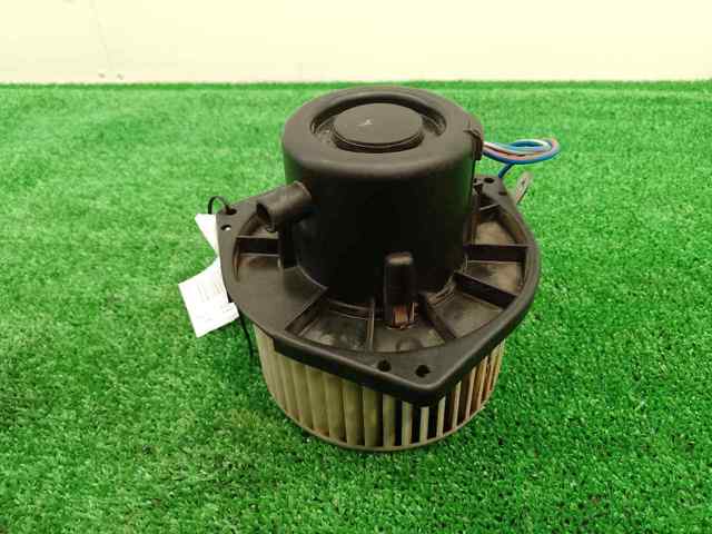 Motor calefaccion para nissan terrano/terrano.ii (r20)  td27ti 0130111153