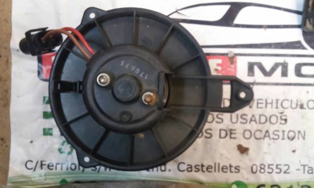 VAG 0130111202 Motor del ventilador del calefactor  disponible España