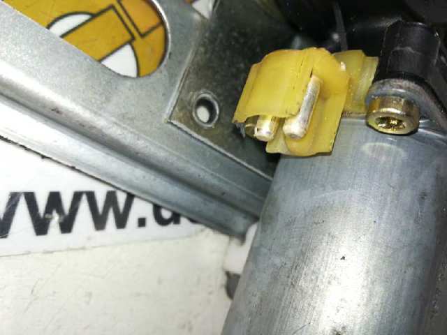 0130821672 Mecanismo de elevalunas de la puerta delantera derecha  disponible Málaga