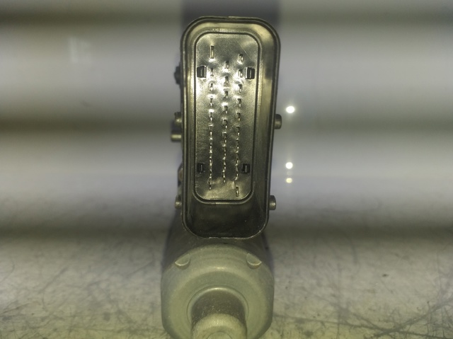 0130821694 Motor del elevalunas de la puerta delantera derecha  en stock Sabadell