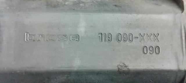 VAG 0130821694 Motor del elevalunas de la puerta delantera derecha  disponible Lugo