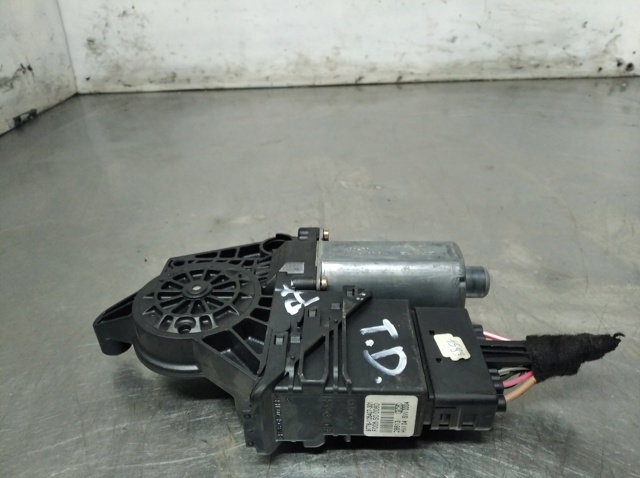 0130821696 VAG