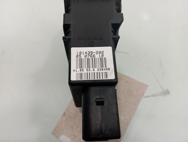 0130821697 Motor del elevalunas de la puerta trasera izquierda comprar Girona