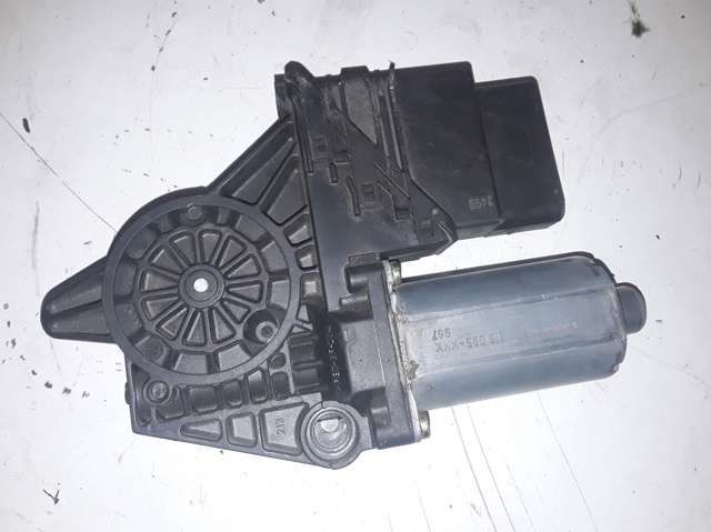 0130821697 VAG