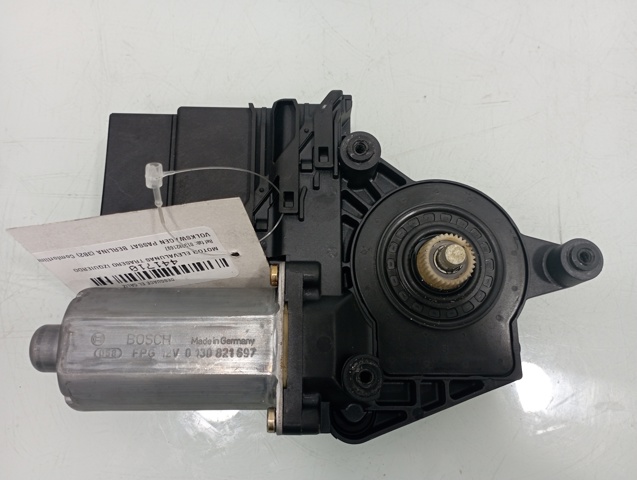 0130821697 VAG Motor del elevalunas de la puerta trasera izquierda  comprar en Lleida