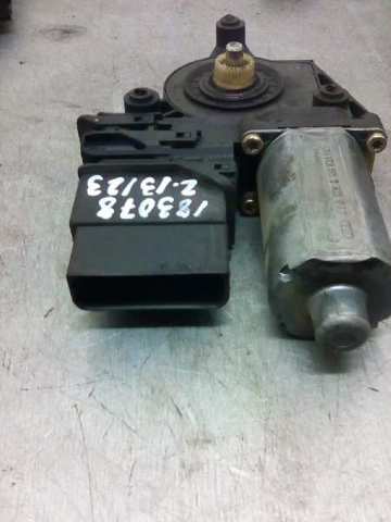 0130821697 Motor del elevalunas de la puerta trasera izquierda  en stock Castellón