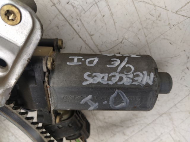0130821708 MERCEDES Motor del elevalunas eléctrico  en stock Huelva
