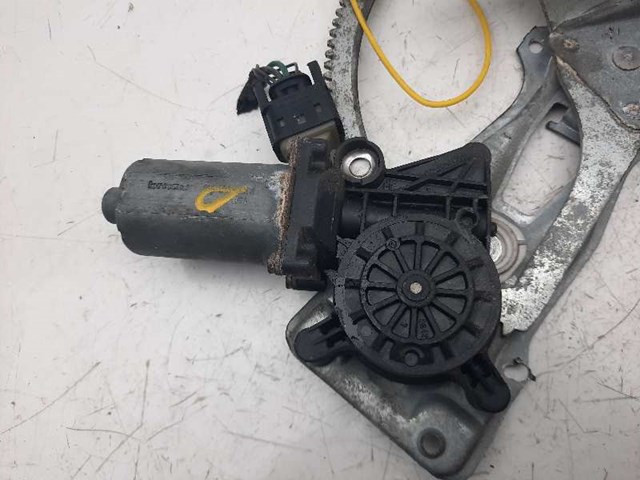 0130821709 MERCEDES Motor del elevalunas de la puerta delantera derecha  disponible Alicante