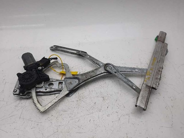 0130821709 Motor del elevalunas de la puerta delantera derecha  comprar en Pontevedra