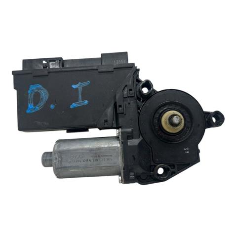 0130821765 VAG Motor del elevalunas de la puerta delantera izquierda  disponible Alicante
