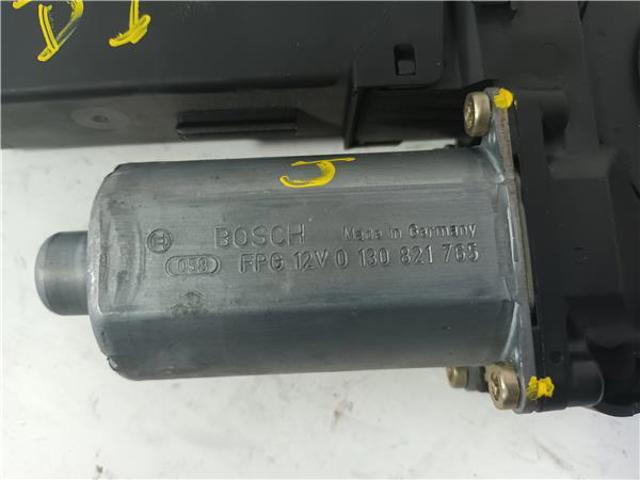 0130821765 VAG Motor del elevalunas de la puerta delantera izquierda  disponible Ourense