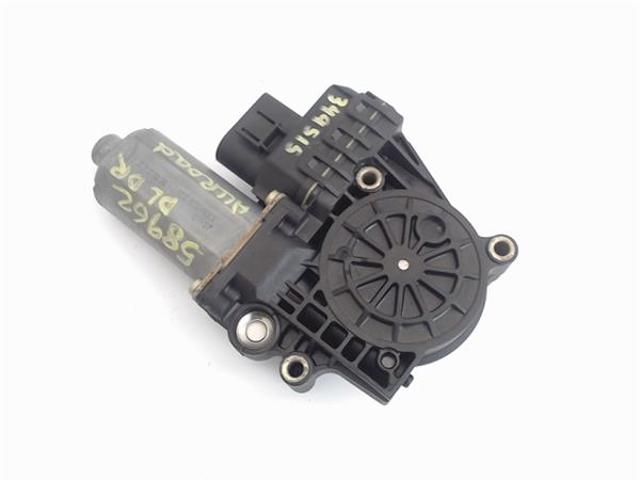 VAG 0130821774 Motor del elevalunas de la puerta delantera derecha  comprar en Ponferrada